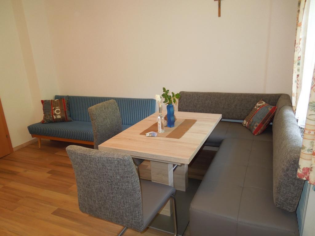 Moeslehof Apartment Kauns Phòng bức ảnh